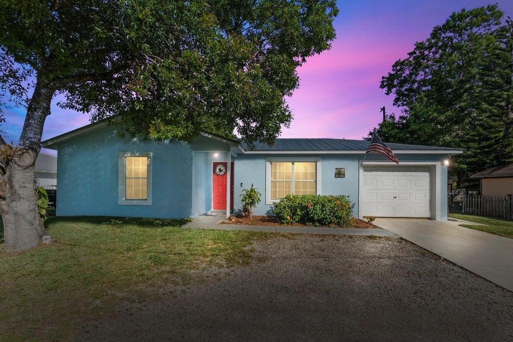 Photo of 3200 Daniels Street, Fort Pierce, FL 34981 (MLS # R10960179)