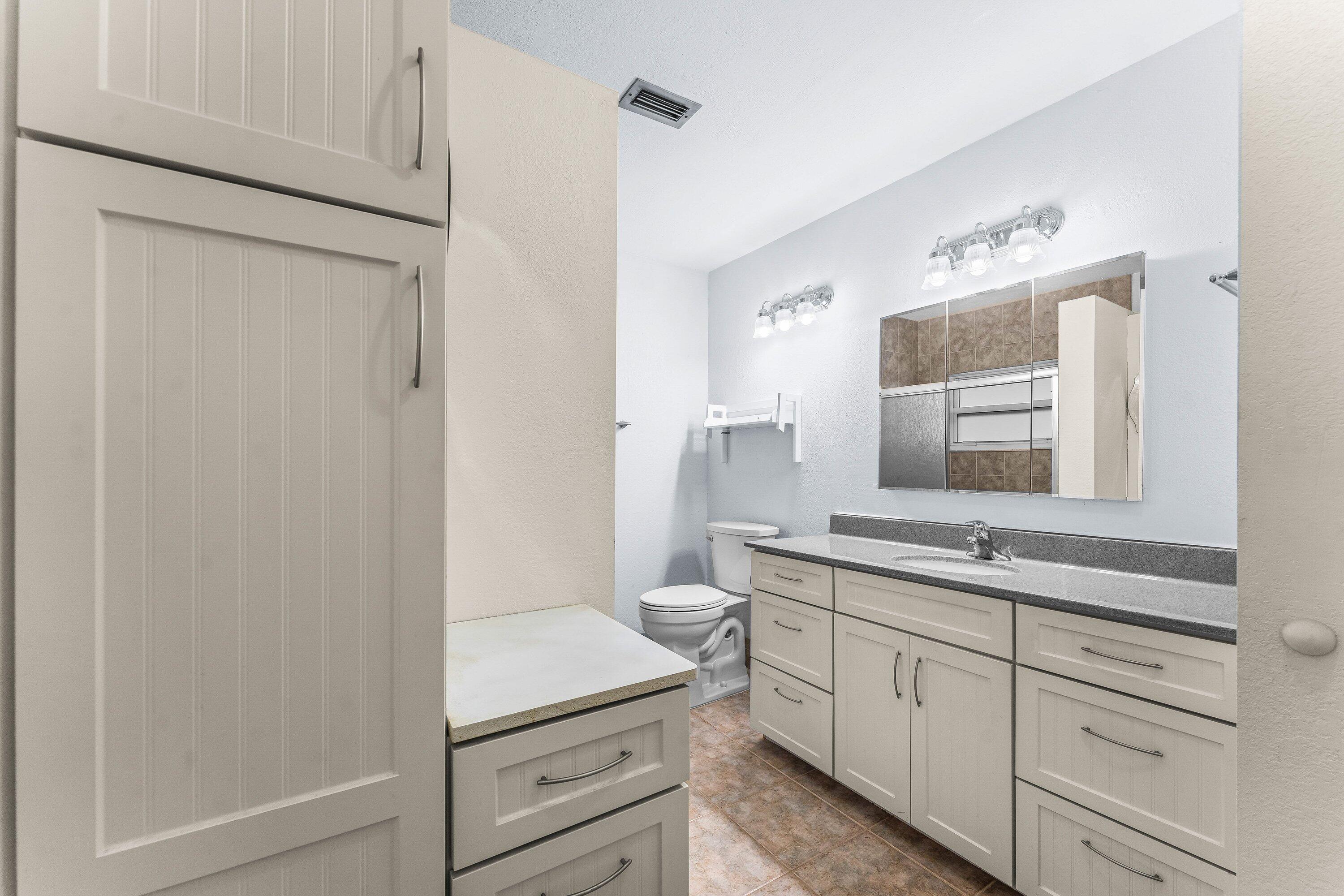 ORANGE TREE HOMES - Residential