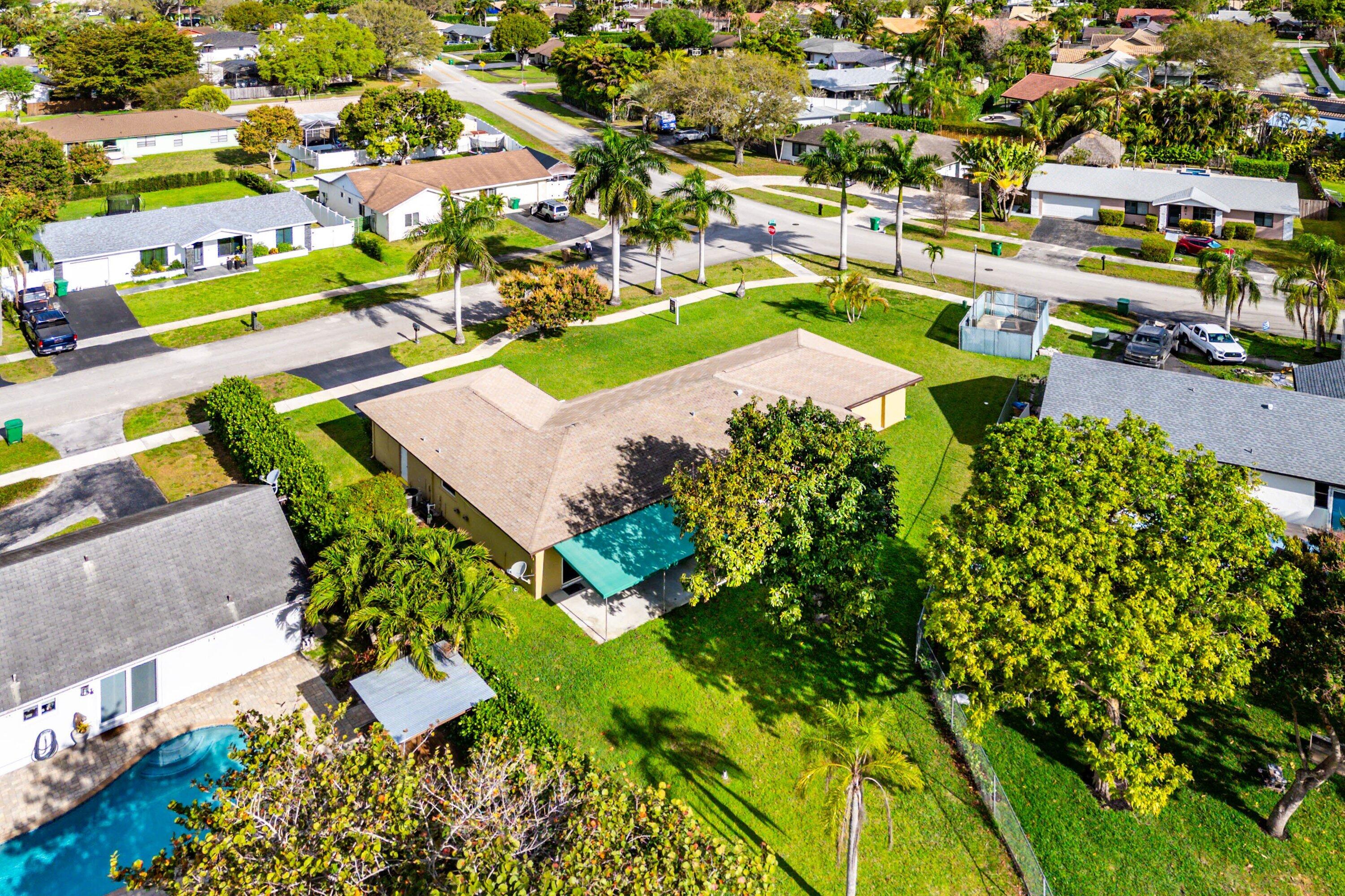 ORANGE TREE HOMES - Residential