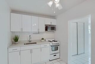 GARDENS THE - Residential Lease