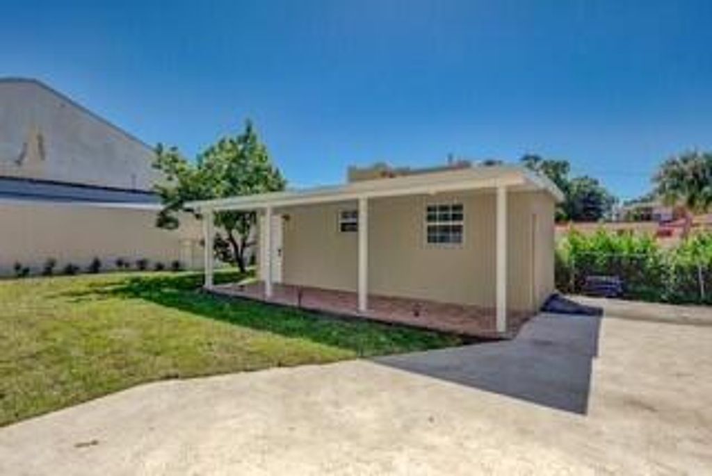 Photo of 4710 Garden Avenue #1 Rear, West Palm Beach, FL 33405 (MLS # R11168525)