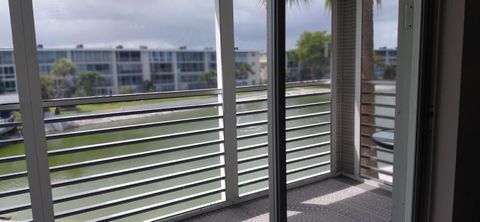 2616 Garden Drive N 303 Lake Worth Beach FL 33461