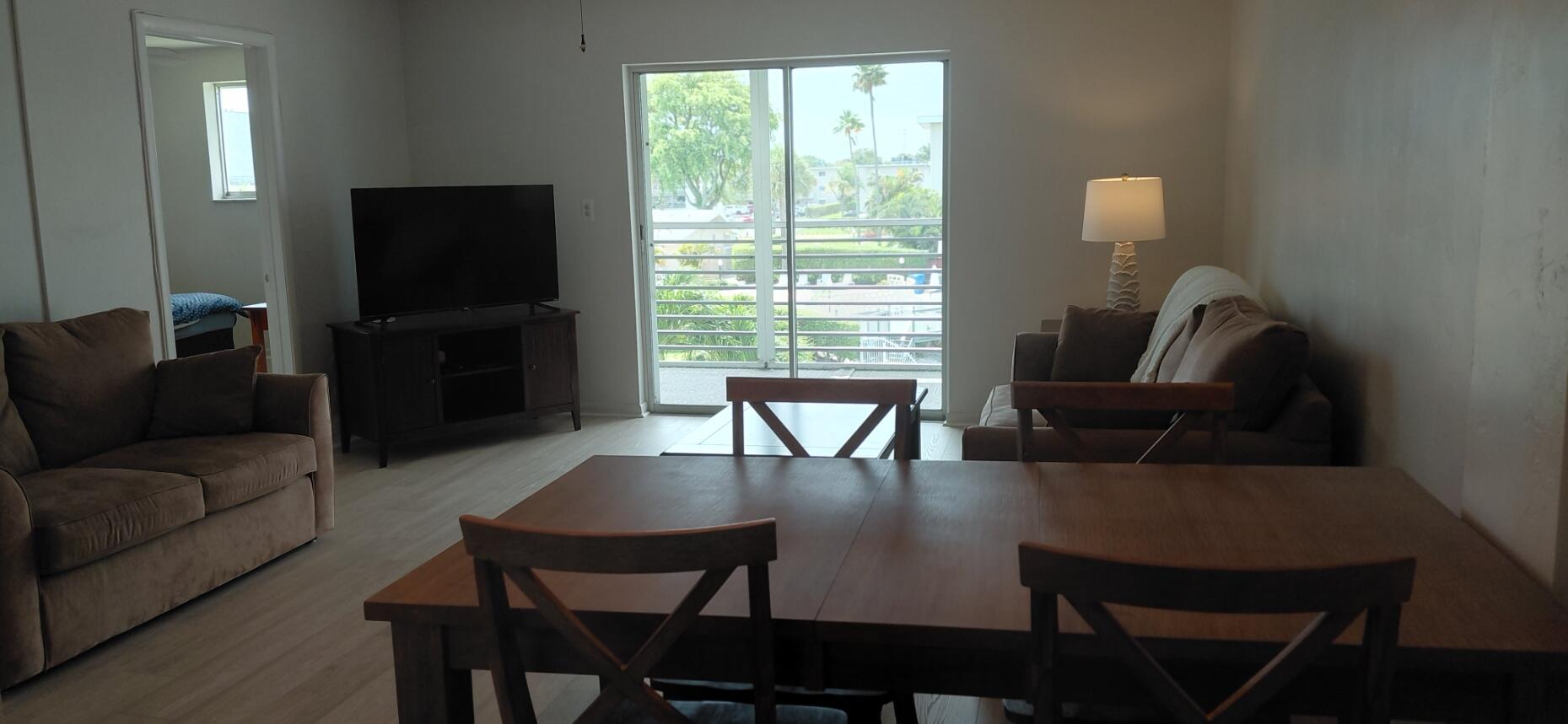 LAKE CLARKE GARDENS CONDO 9 - Residential