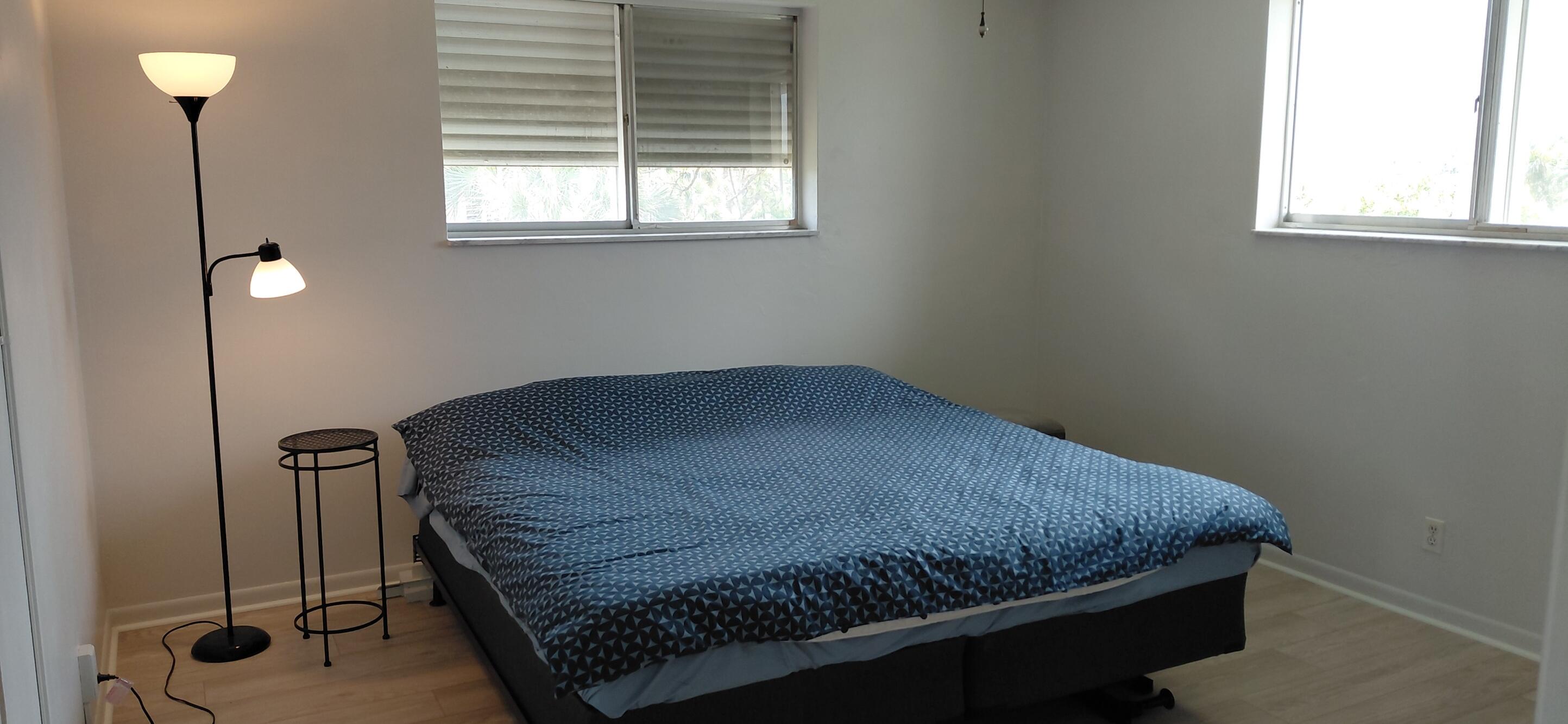 LAKE CLARKE GARDENS CONDO 9 - Residential