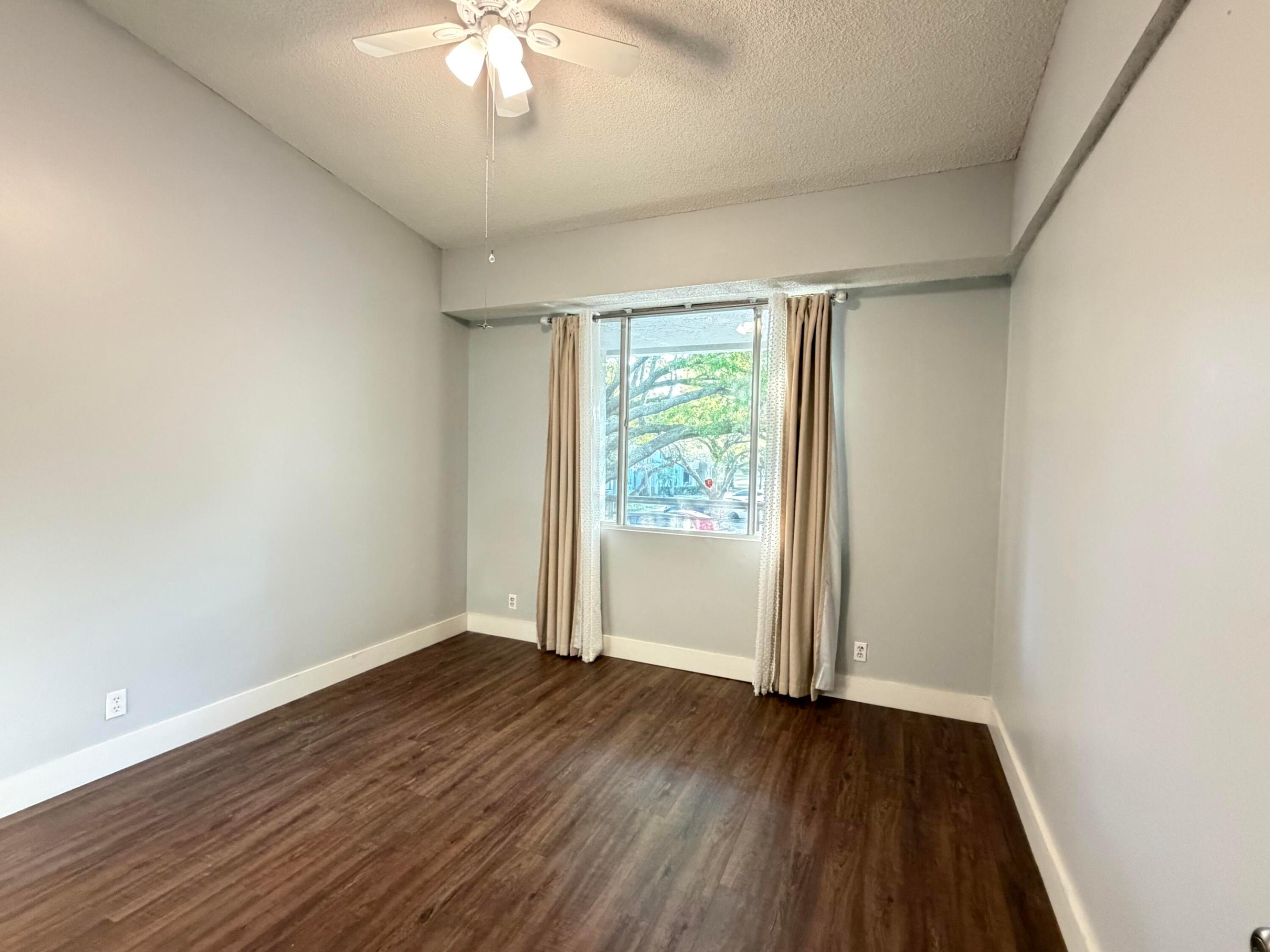COCO PARC CONDO - Residential Lease