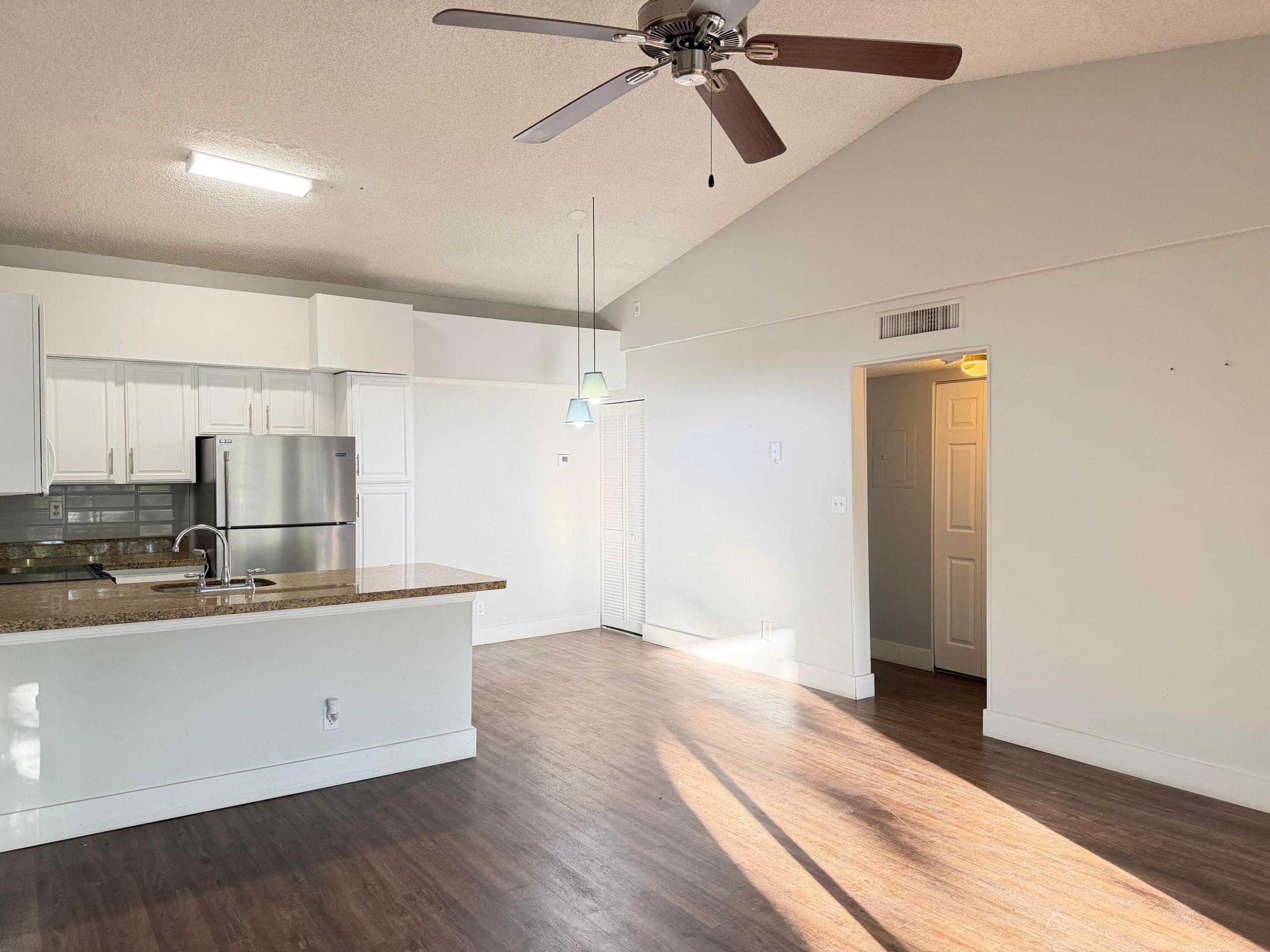 COCO PARC CONDO - Residential Lease
