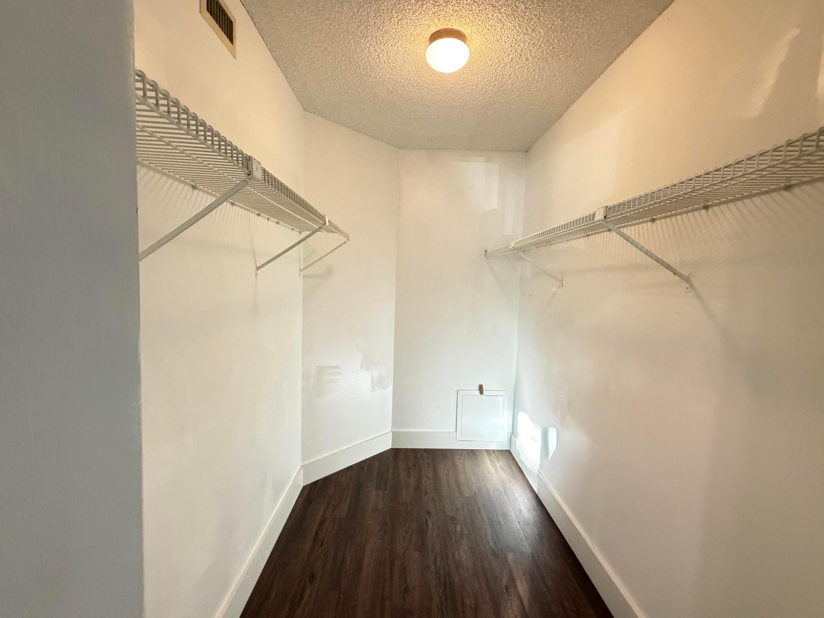 COCO PARC CONDO - Residential Lease