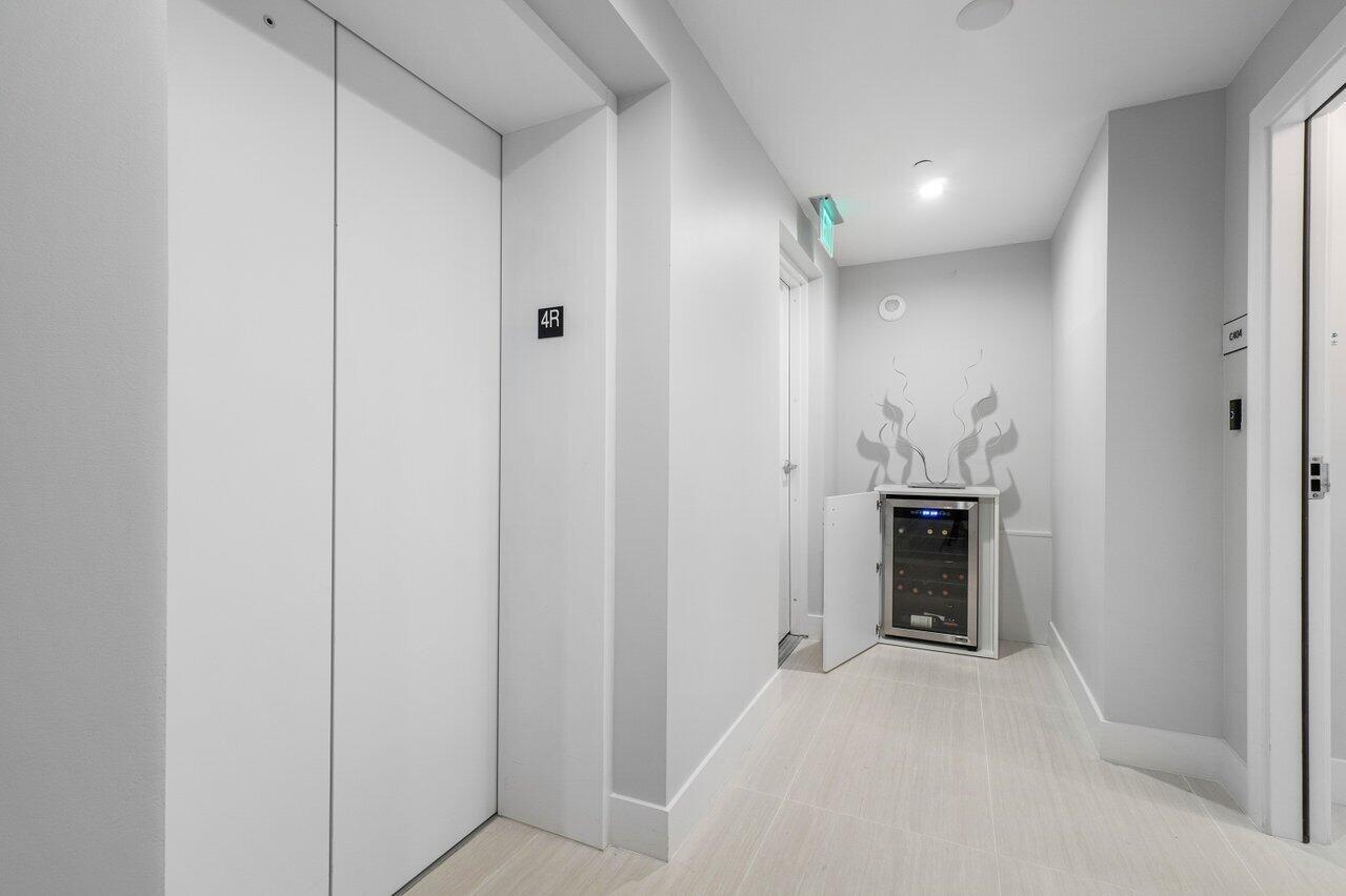 AKOYA BOCA WEST - Residential