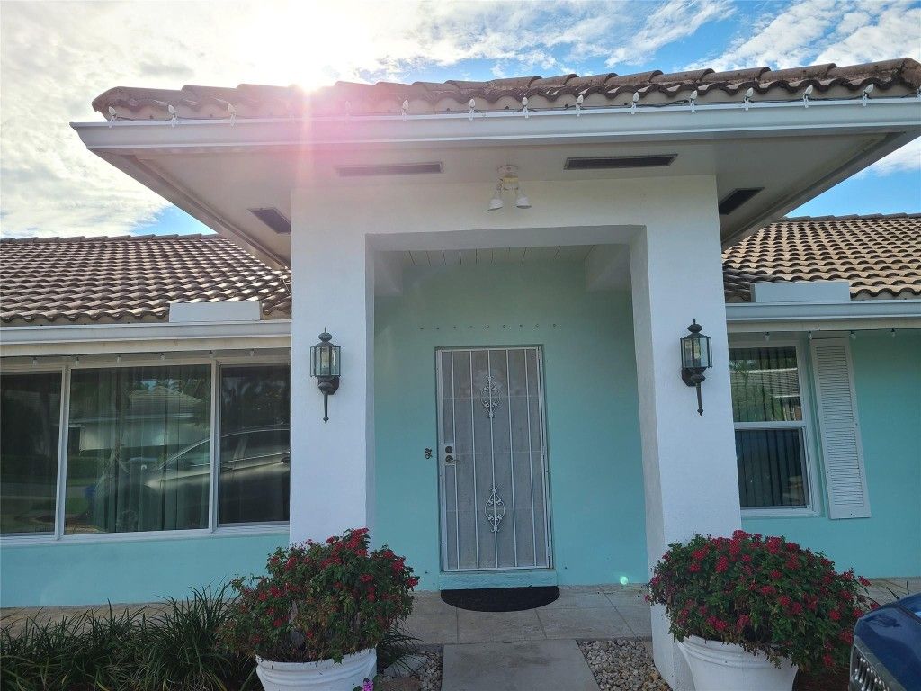 Photo of 1720 Ardley Road, North Palm Beach, FL 33408 (MLS # F10546327)