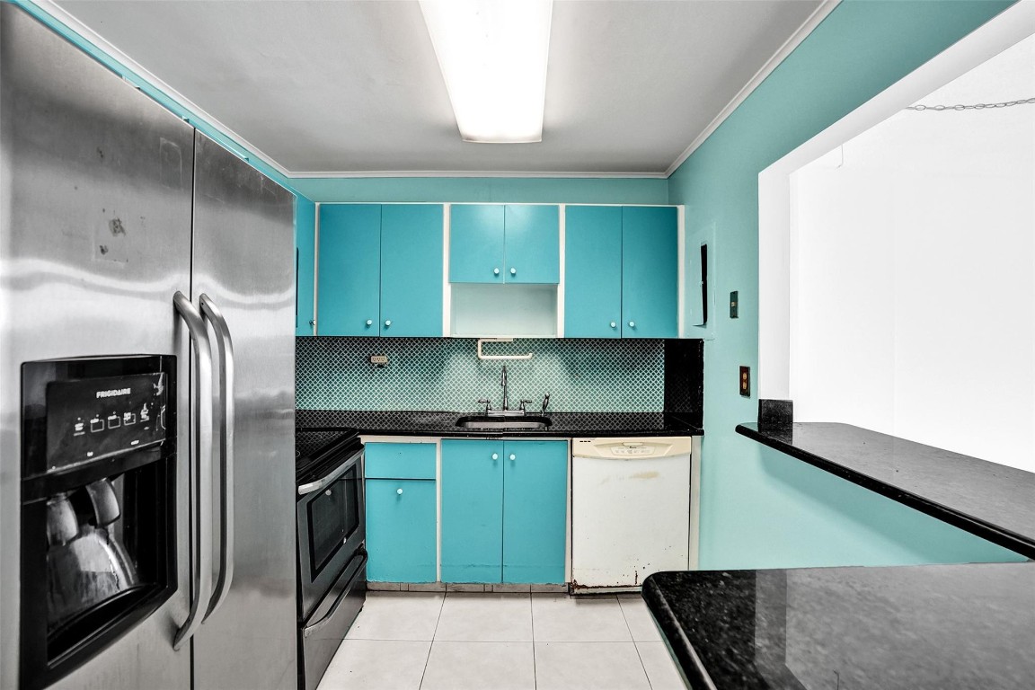 THREE HORIZONS SOUTH - Residential