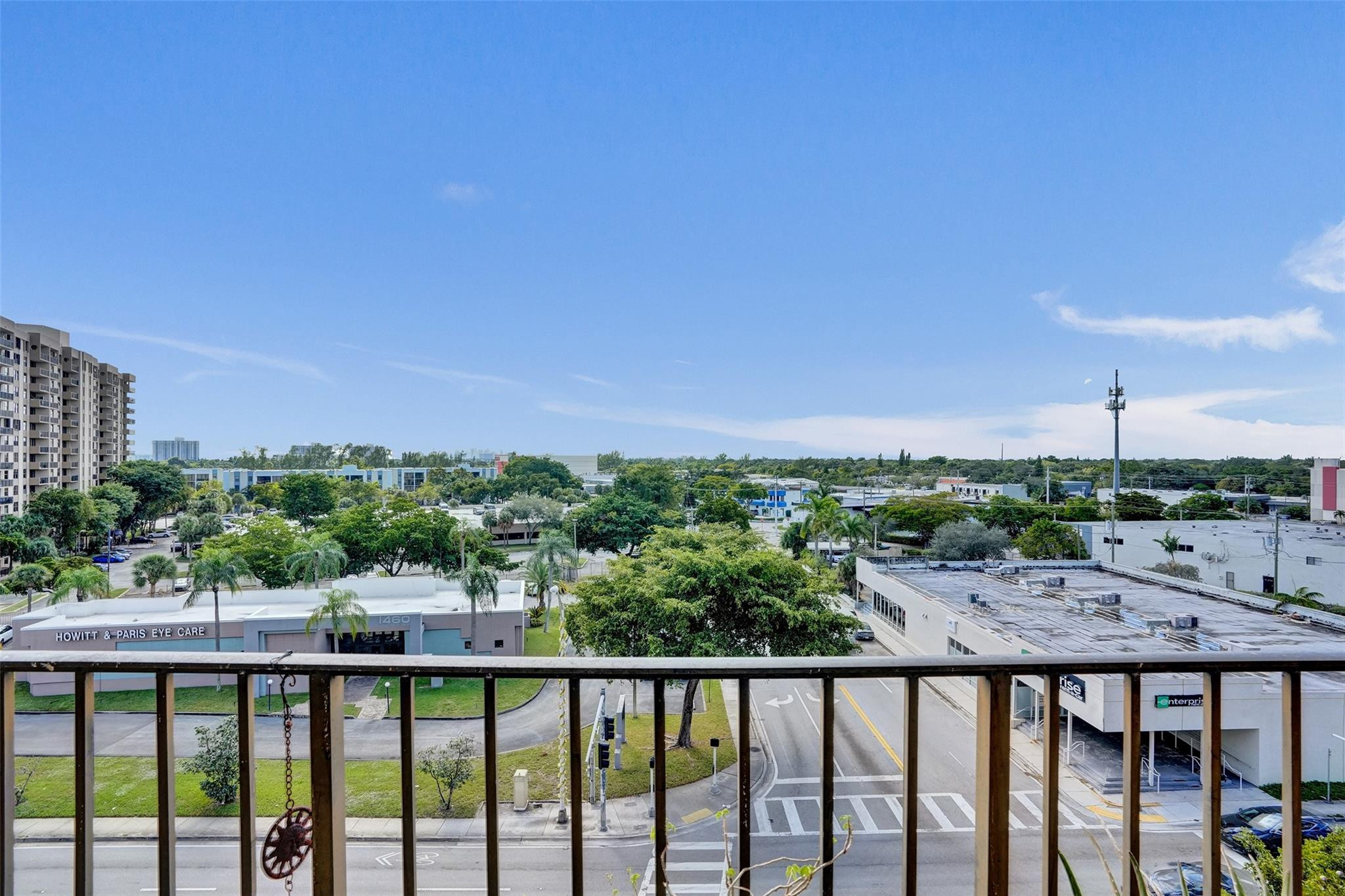 THREE HORIZONS SOUTH - Residential