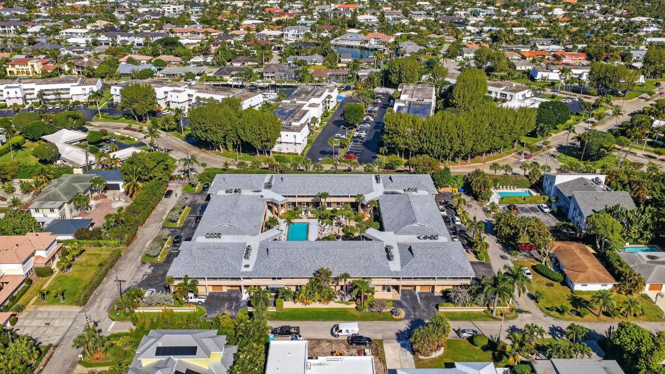 COURTYARD CONDO - Residential