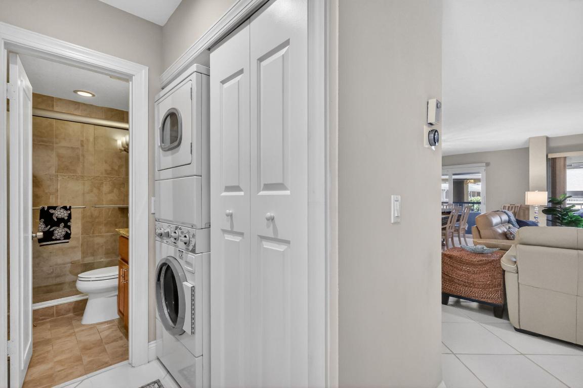 COURTYARD CONDO - Residential