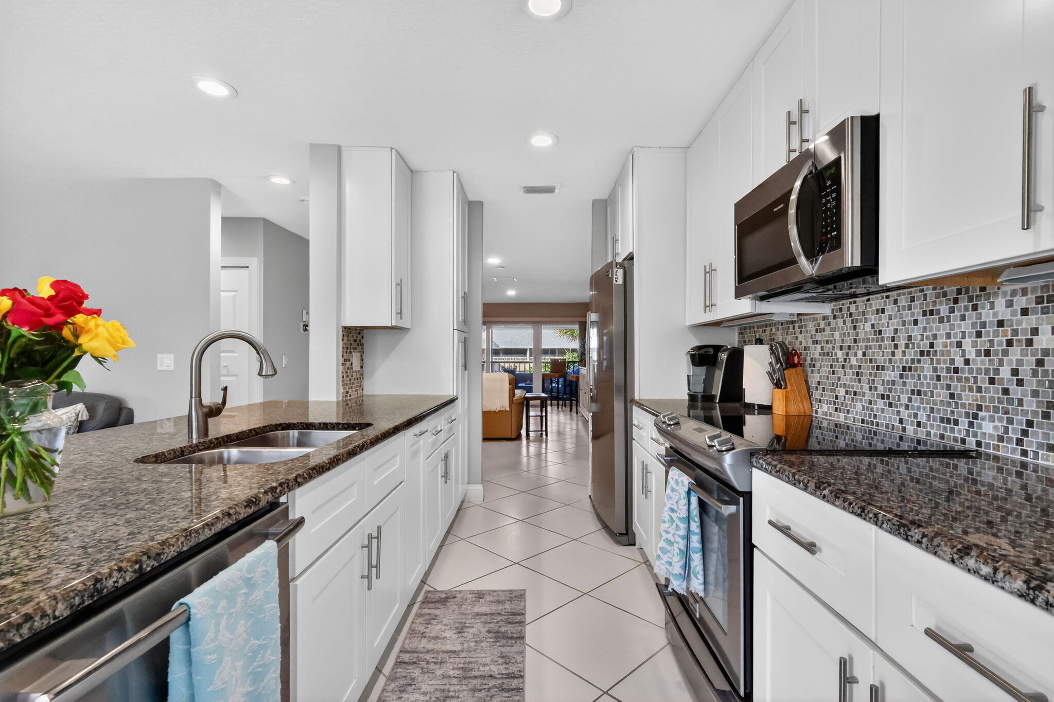 COURTYARD CONDO - Residential