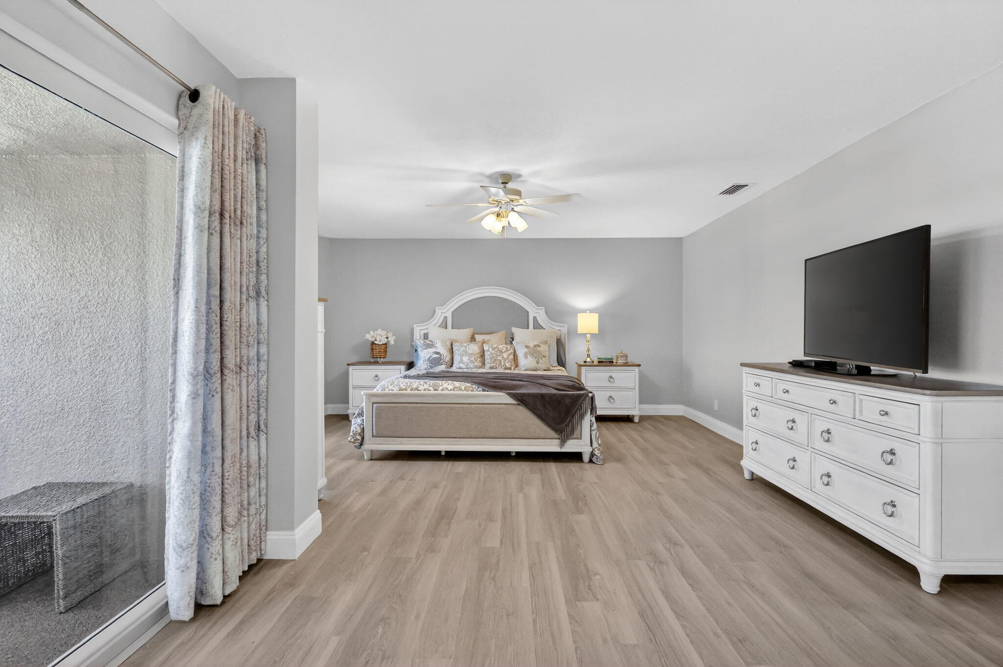 COURTYARD CONDO - Residential