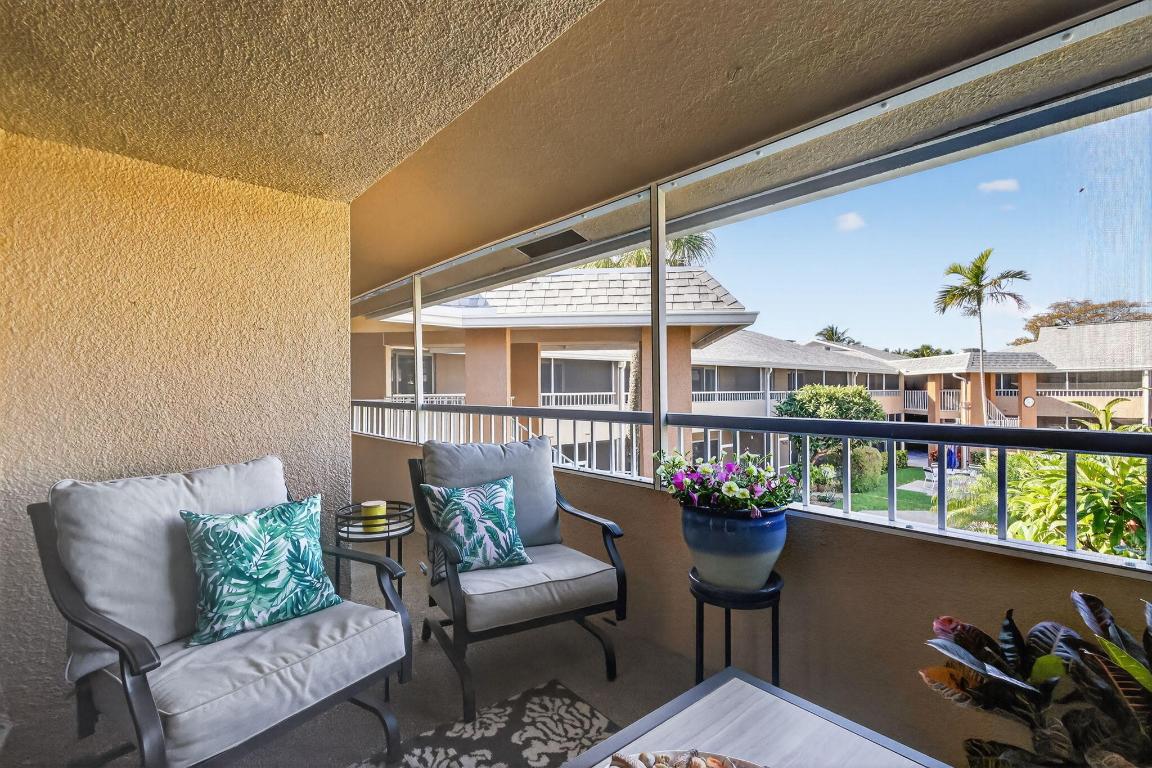 COURTYARD CONDO - Residential