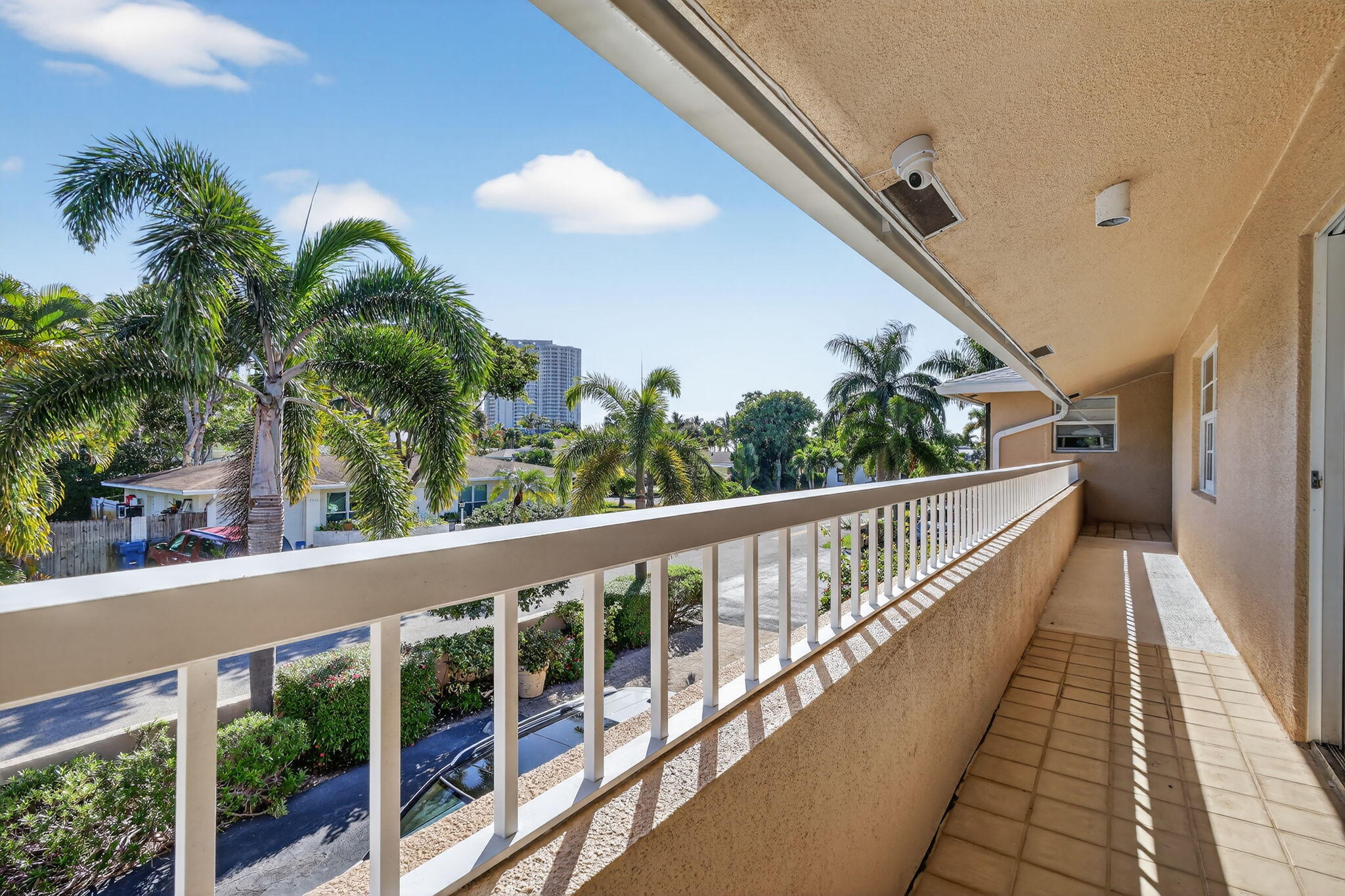 COURTYARD CONDO - Residential