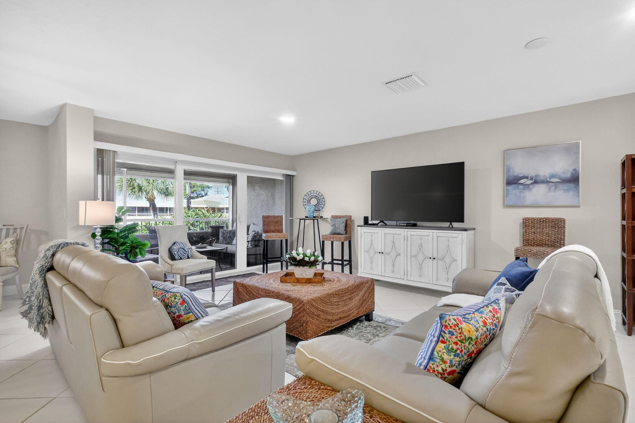 COURTYARD CONDO - Residential