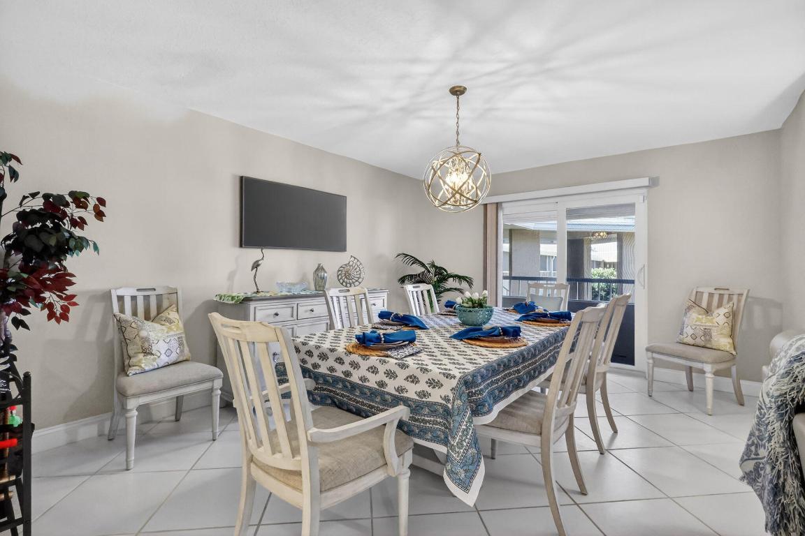 COURTYARD CONDO - Residential