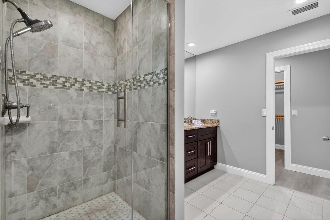 COURTYARD CONDO - Residential