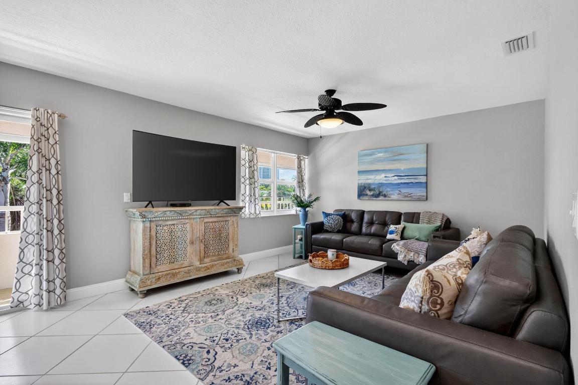 COURTYARD CONDO - Residential