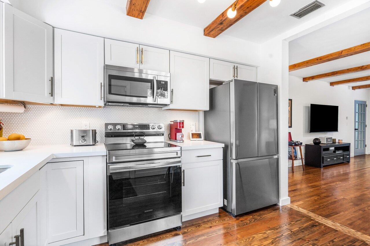 NORTH PALM BCH 1 - Residential