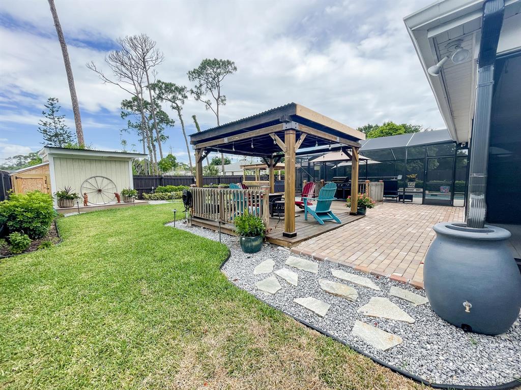 Photo of 6007 Tangelo Drive, Fort Pierce, FL 34982 (MLS # R10804783)