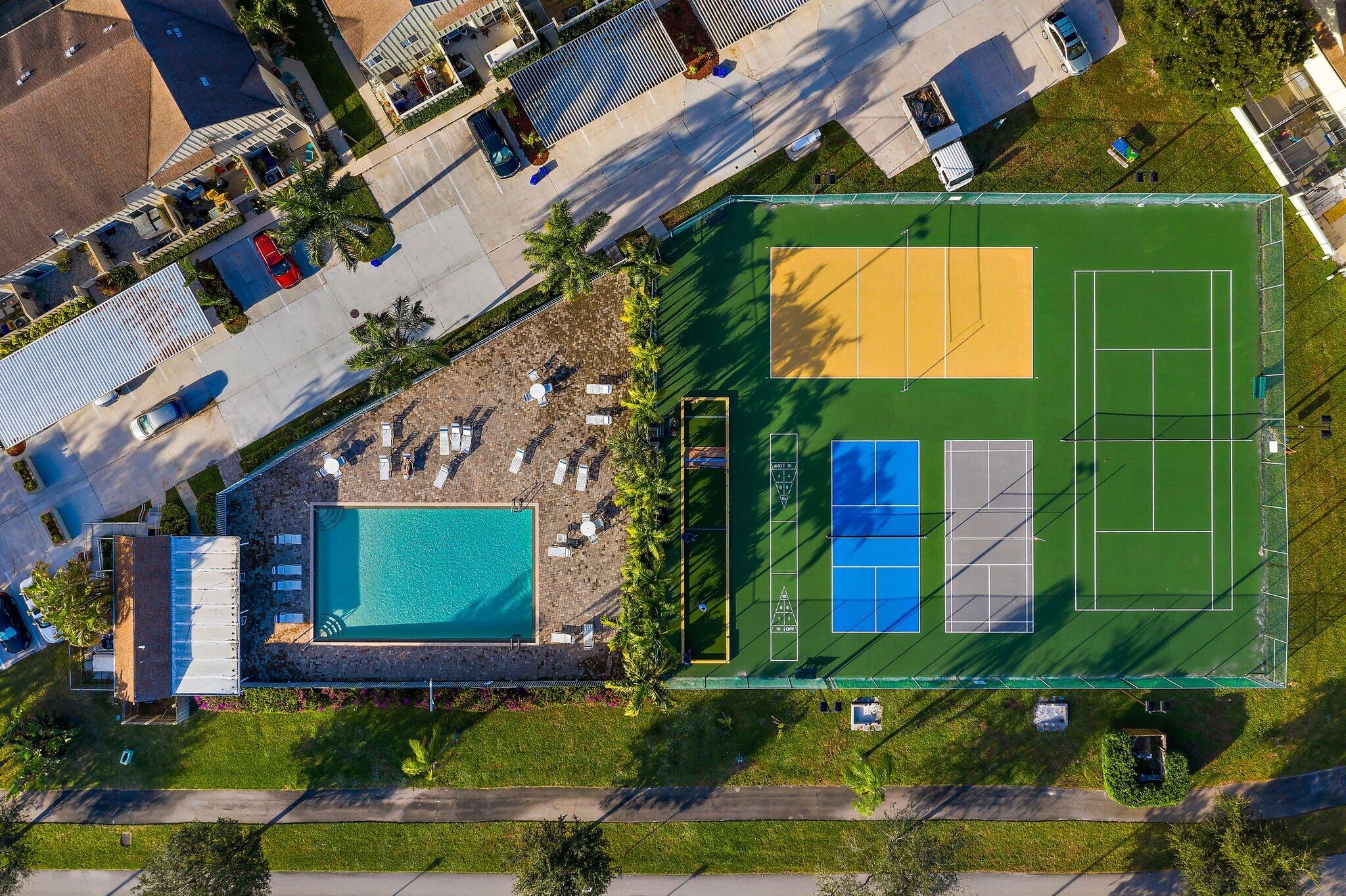 RIVERWALK 3 - Residential