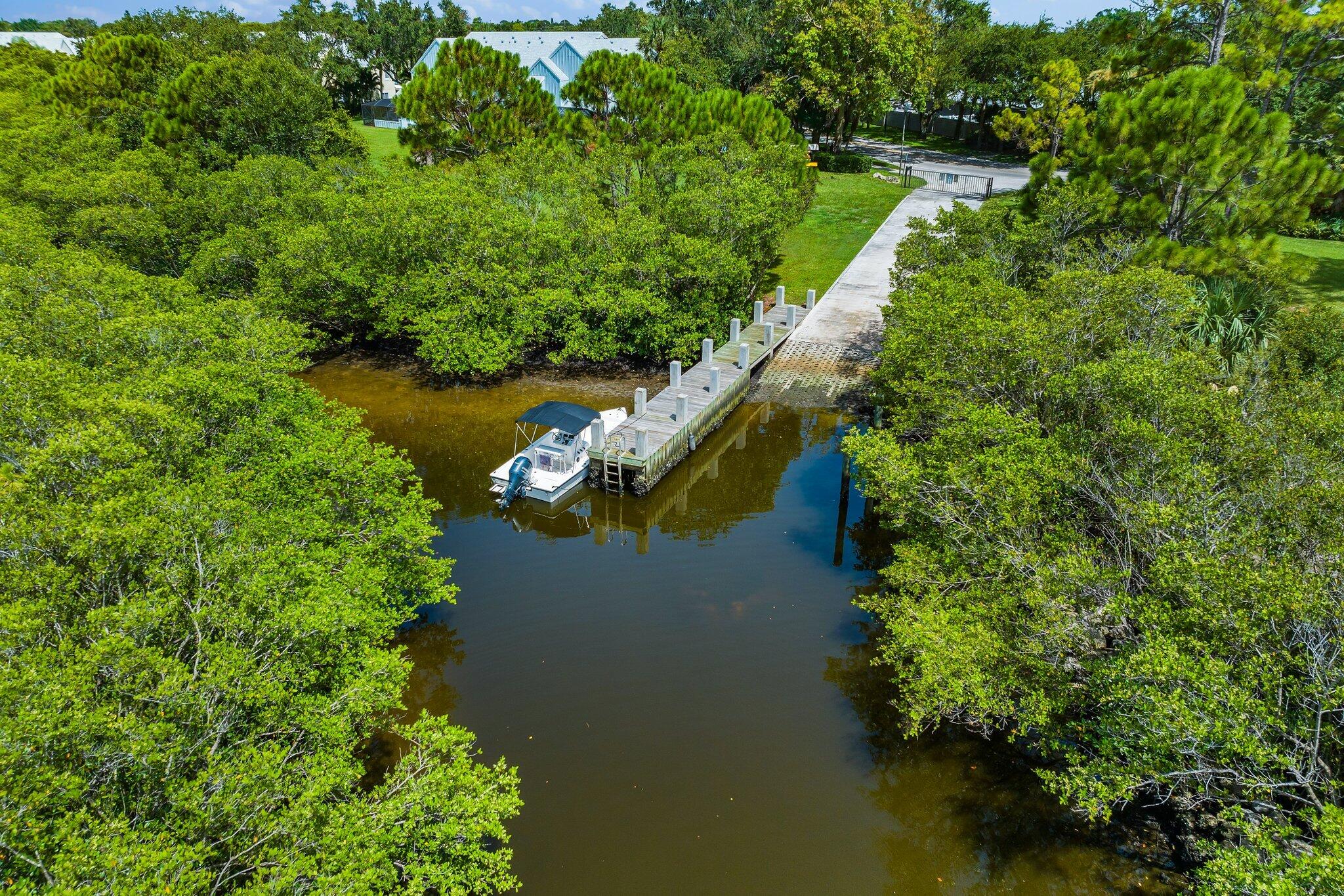 RIVERWALK 3 - Residential