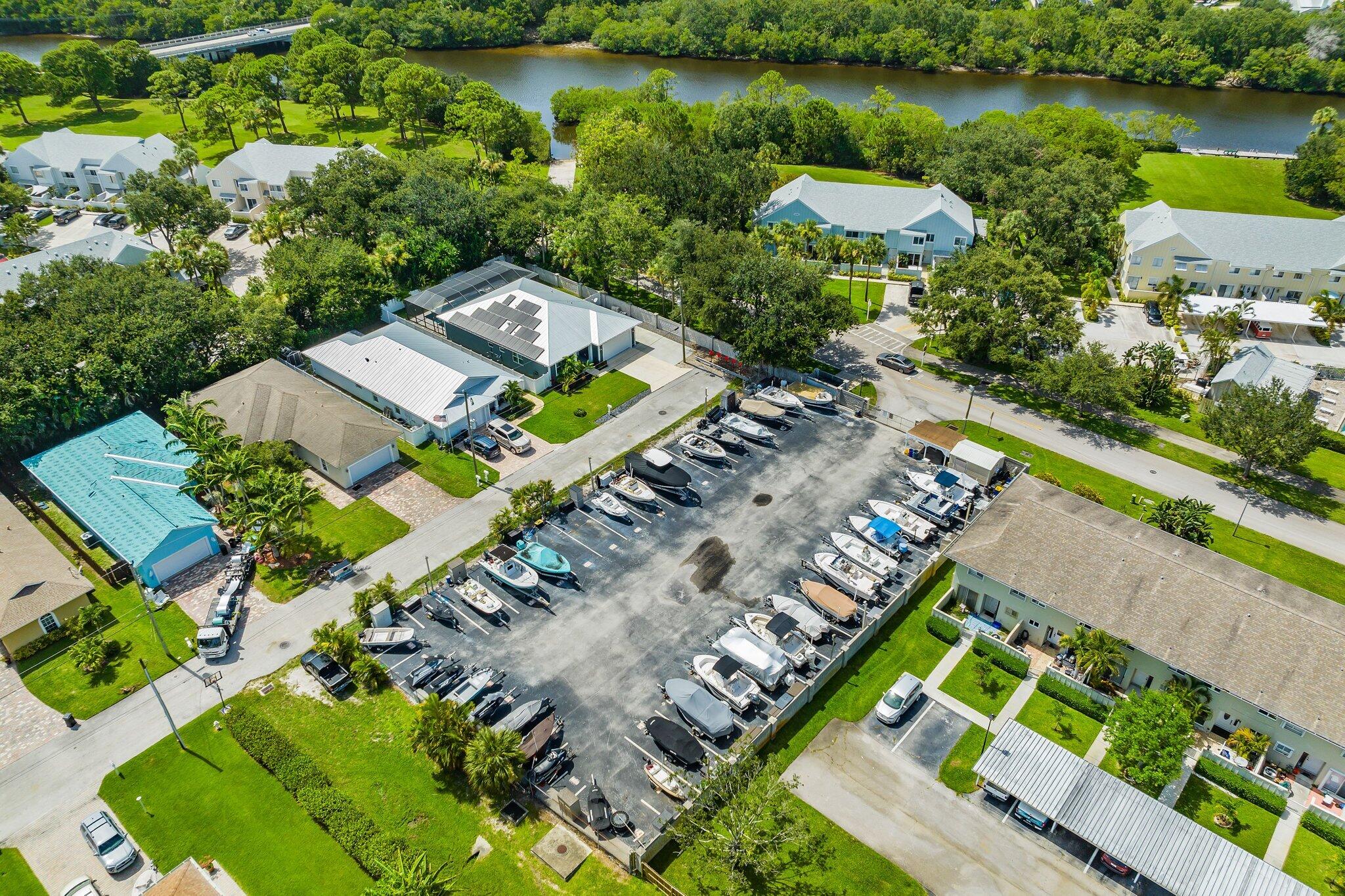 RIVERWALK 3 - Residential