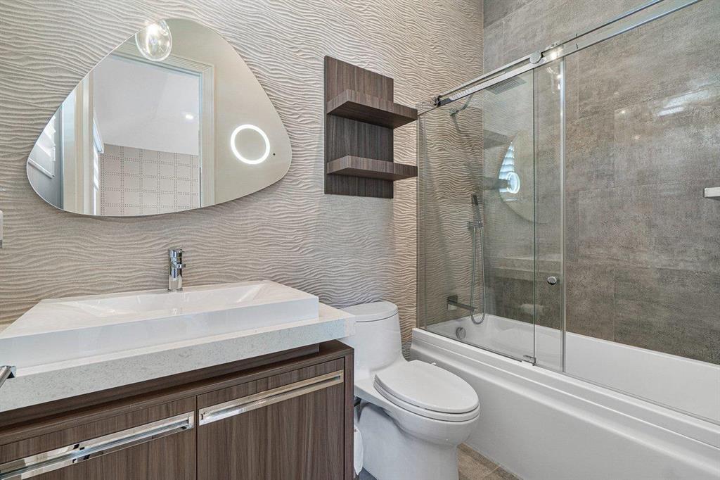 Windsor Bay - Residential