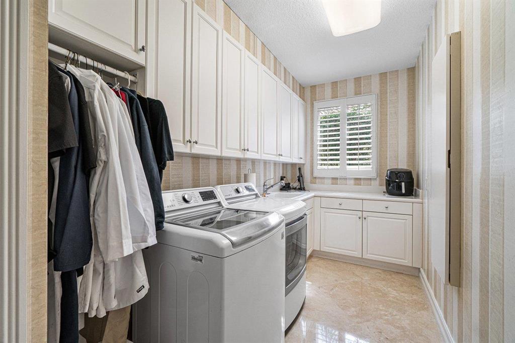 Windsor Bay - Residential