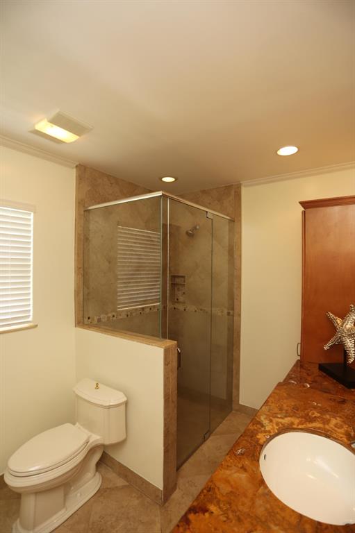 VENETIAN ISLES 3RD SEC - Residential