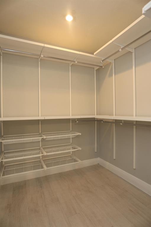 VENETIAN ISLES 3RD SEC - Residential