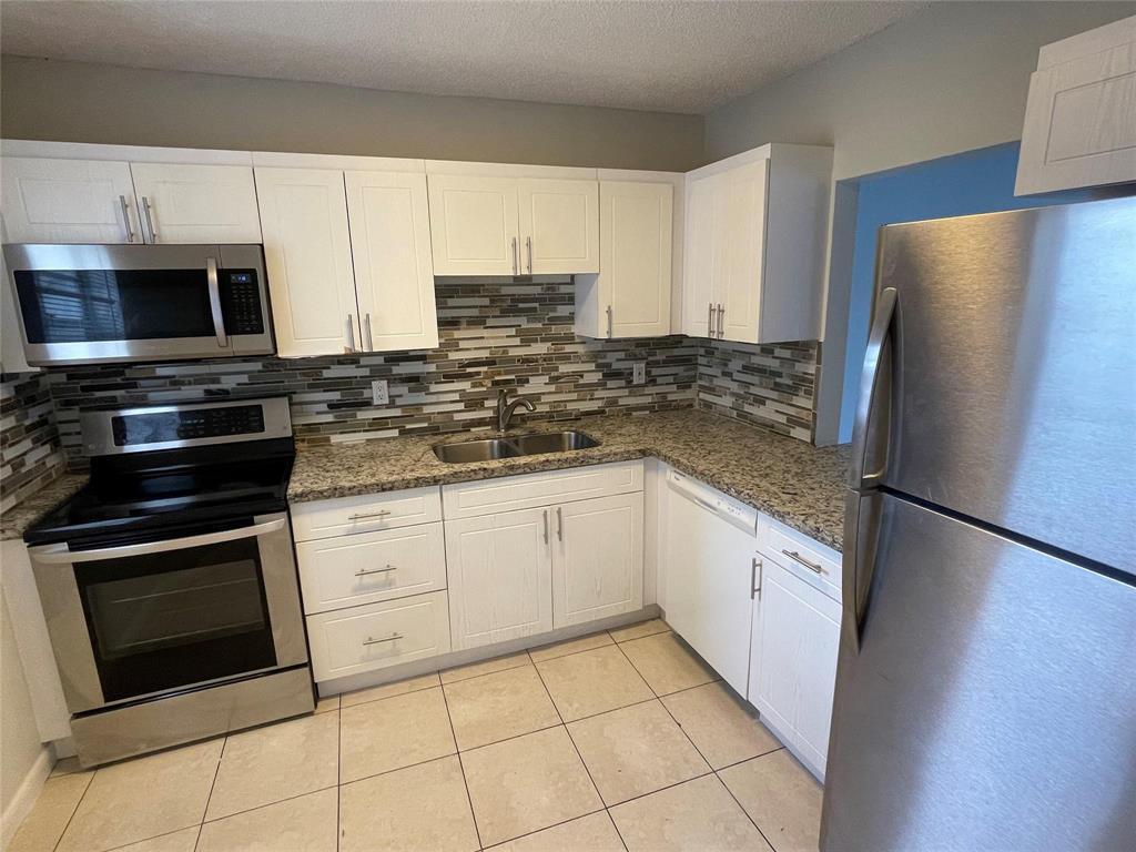 LA BEAU ACRES 2 - Residential Lease