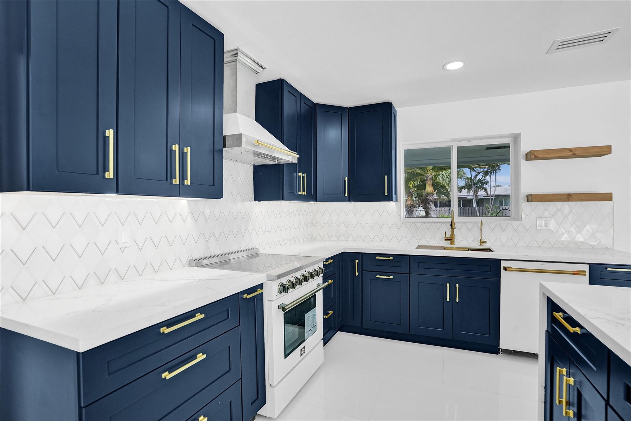 The Villas 56-7 B - Residential