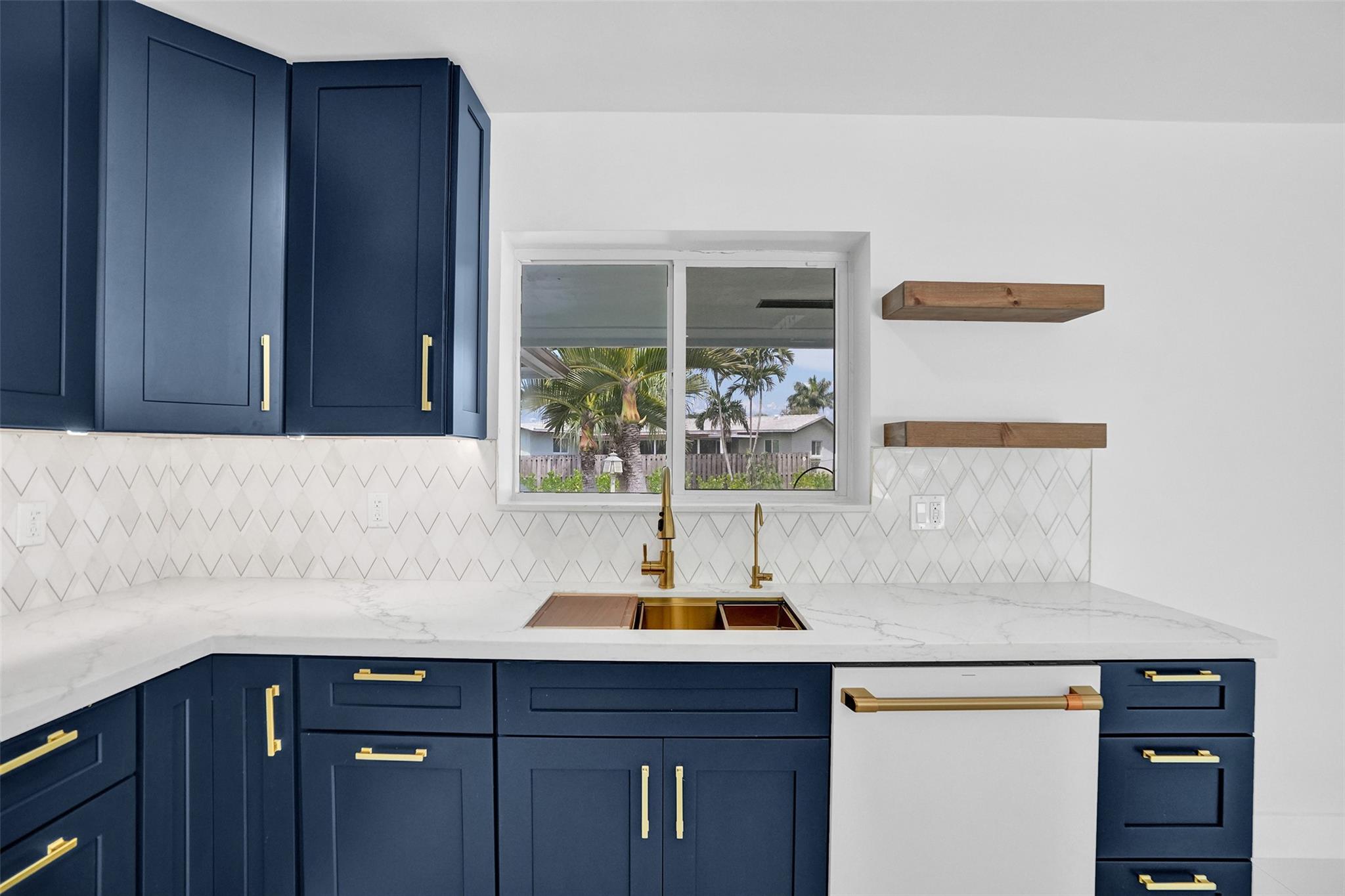 The Villas 56-7 B - Residential