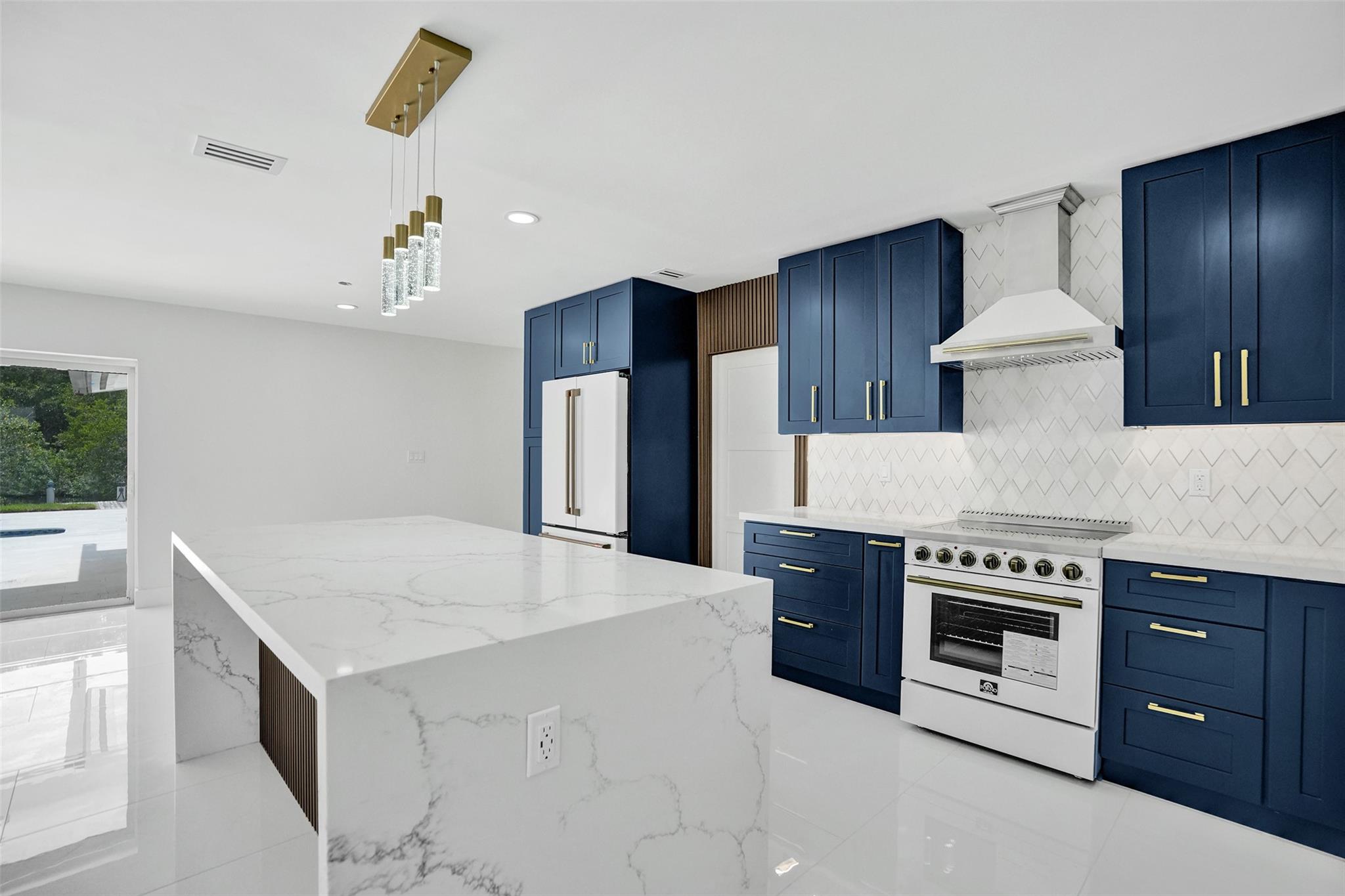 The Villas 56-7 B - Residential