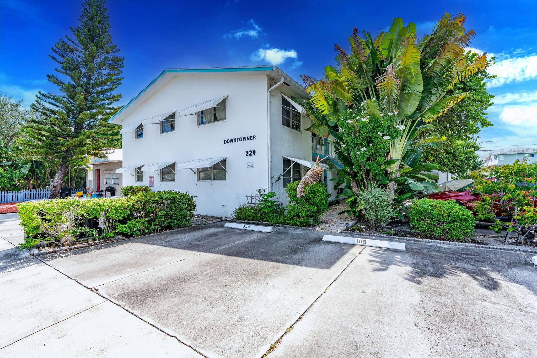 DOWNTOWNER CONDO - Residential