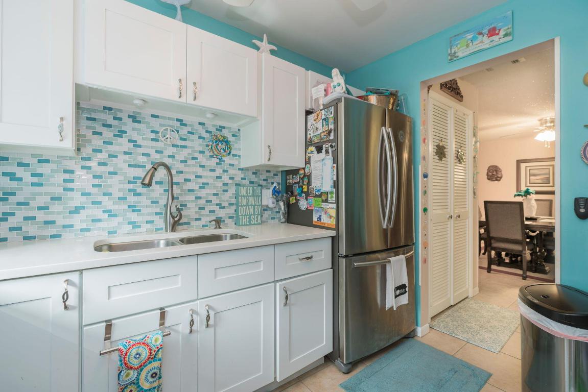 DOWNTOWNER CONDO - Residential