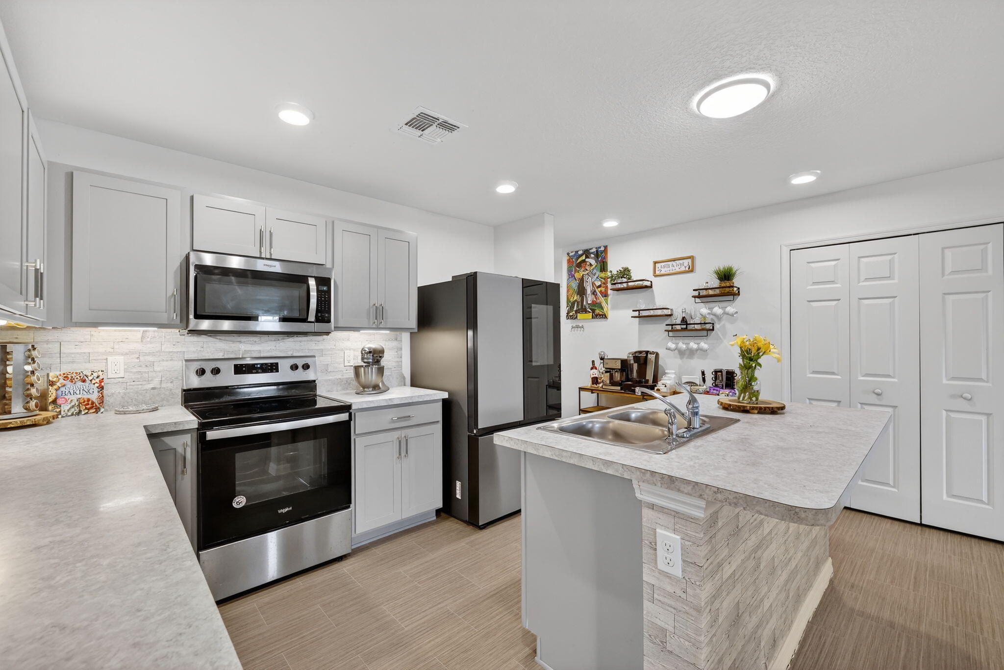 PORT ST LUCIE SECTION 33 - Residential