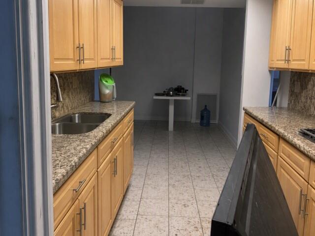 251 SW 16TH Street