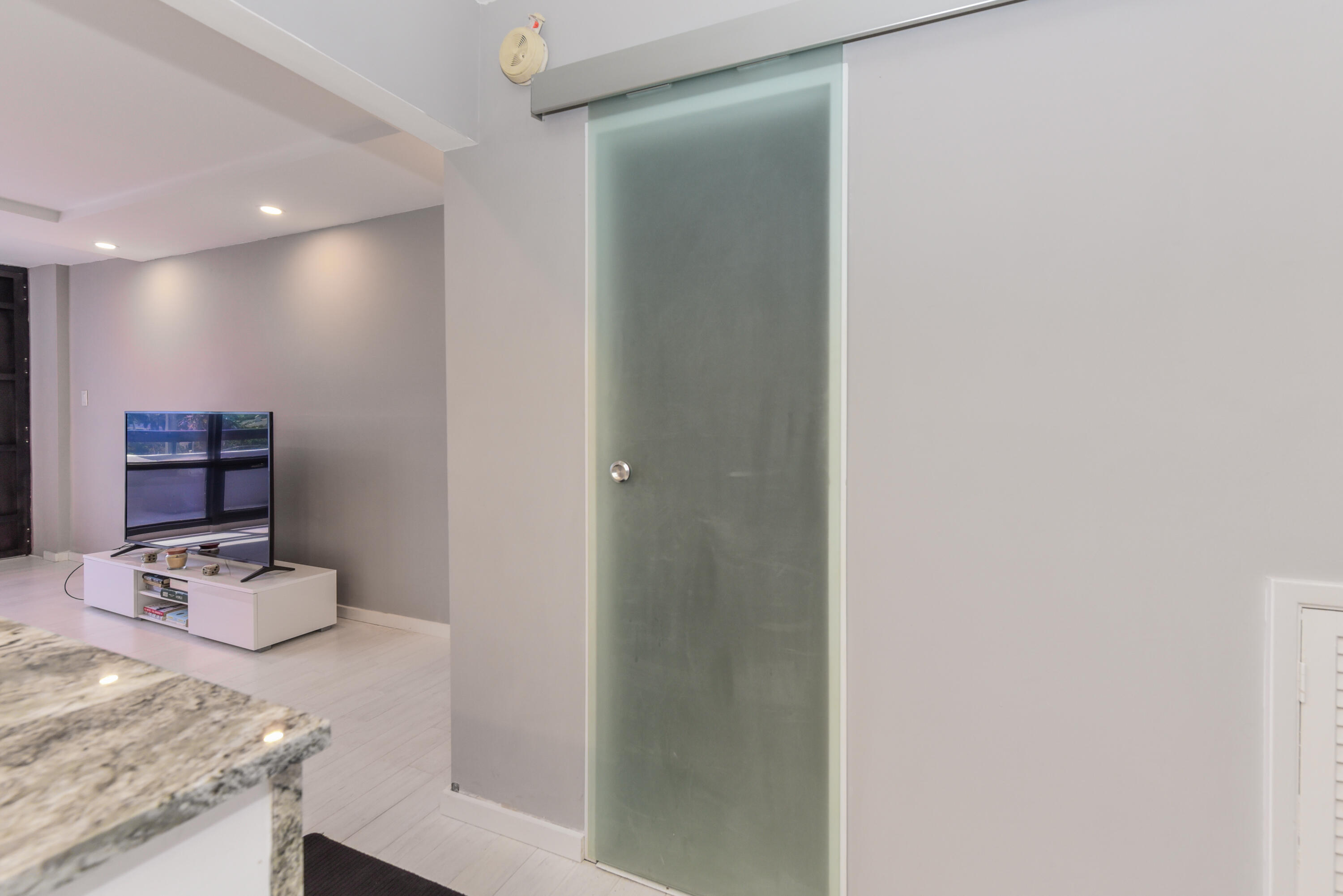 POINTE SOUTH CONDO - Residential