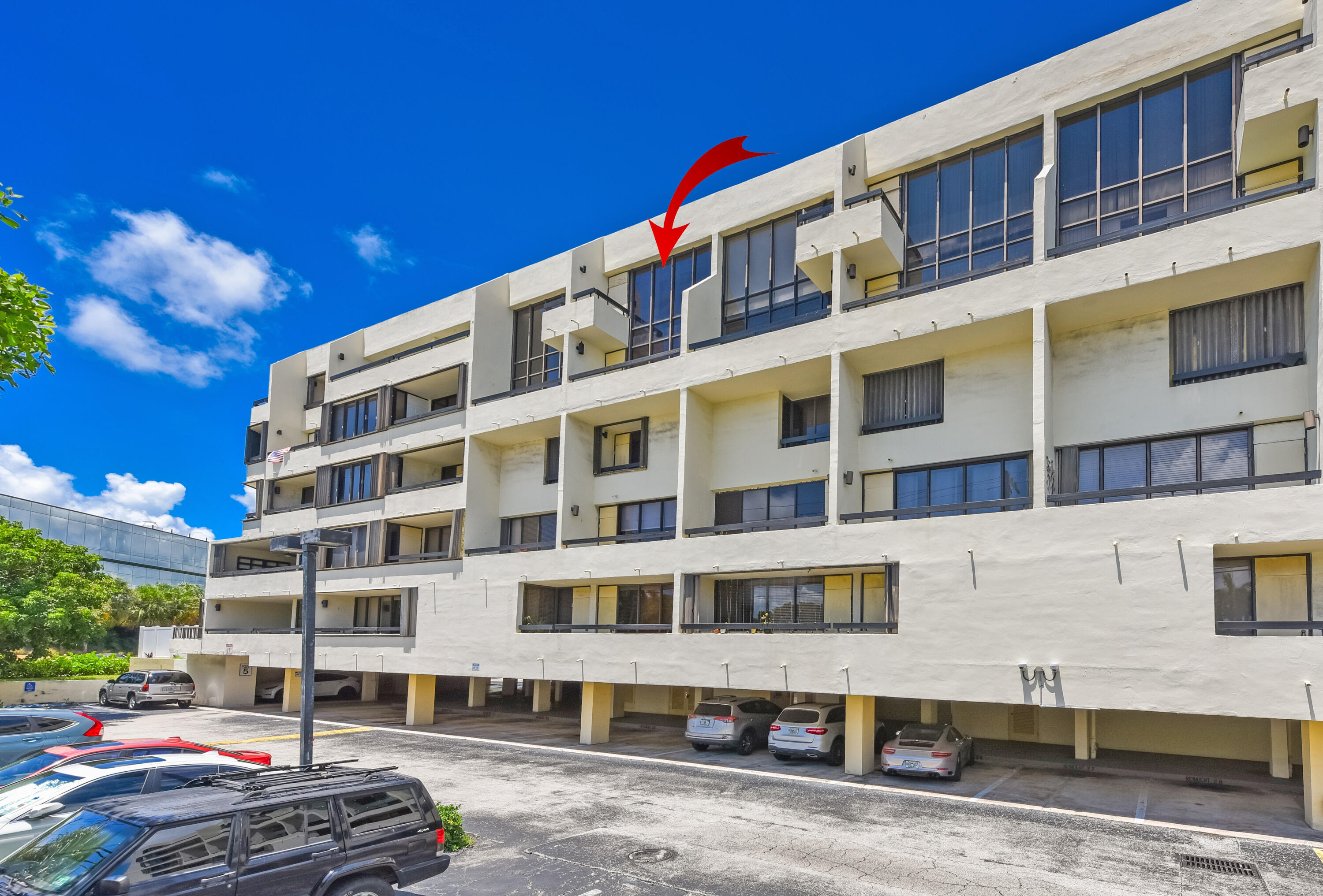 1401 S Federal Highway 414