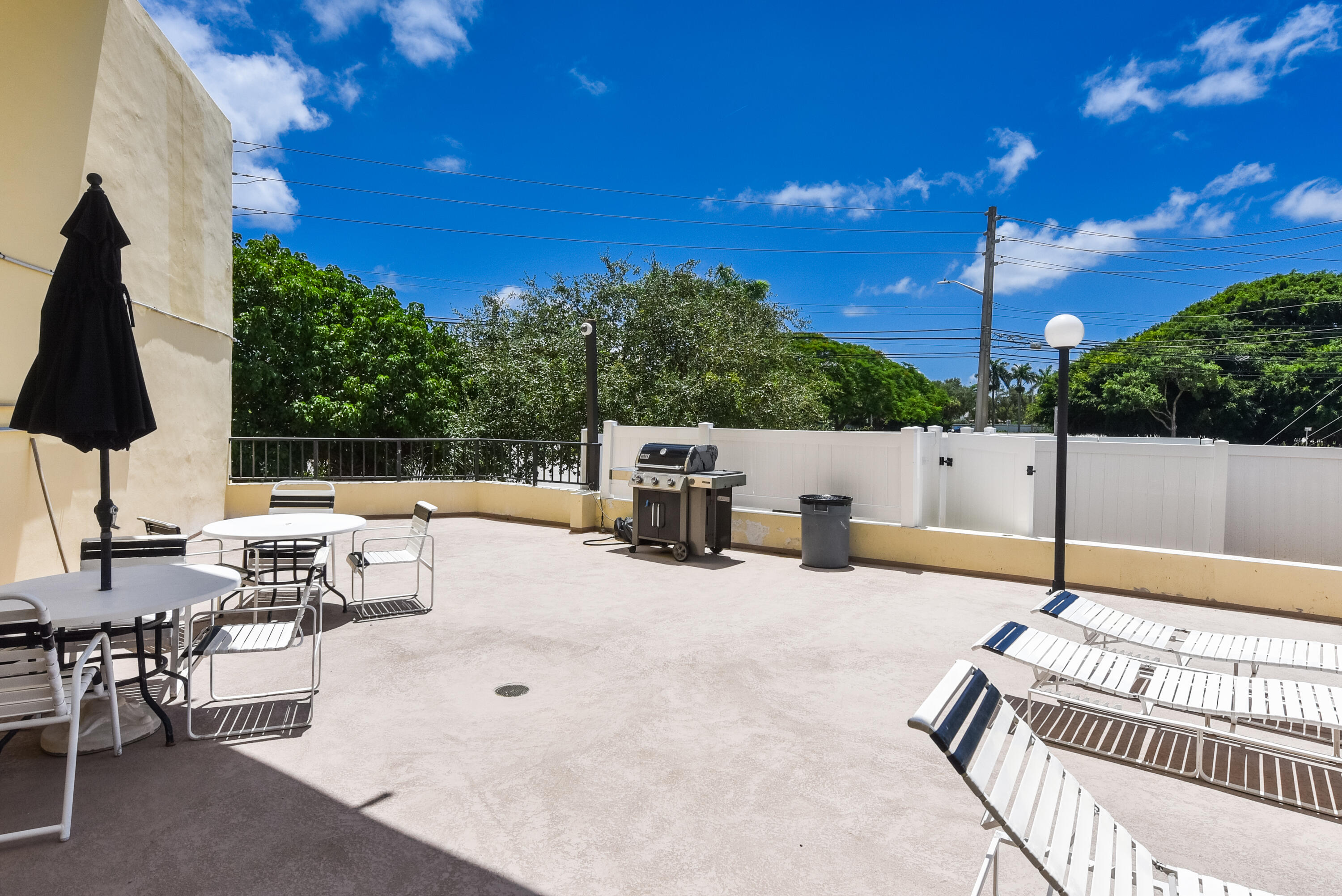 POINTE SOUTH CONDO - Residential