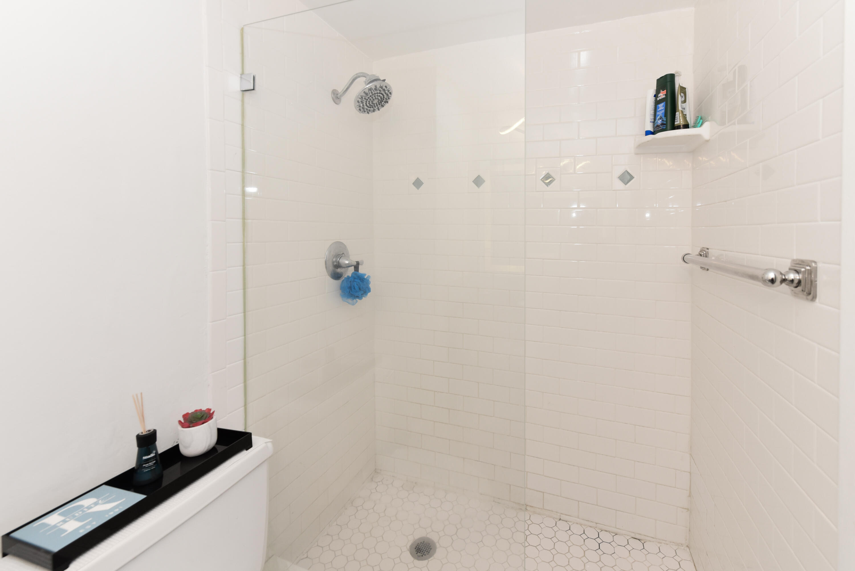 POINTE SOUTH CONDO - Residential