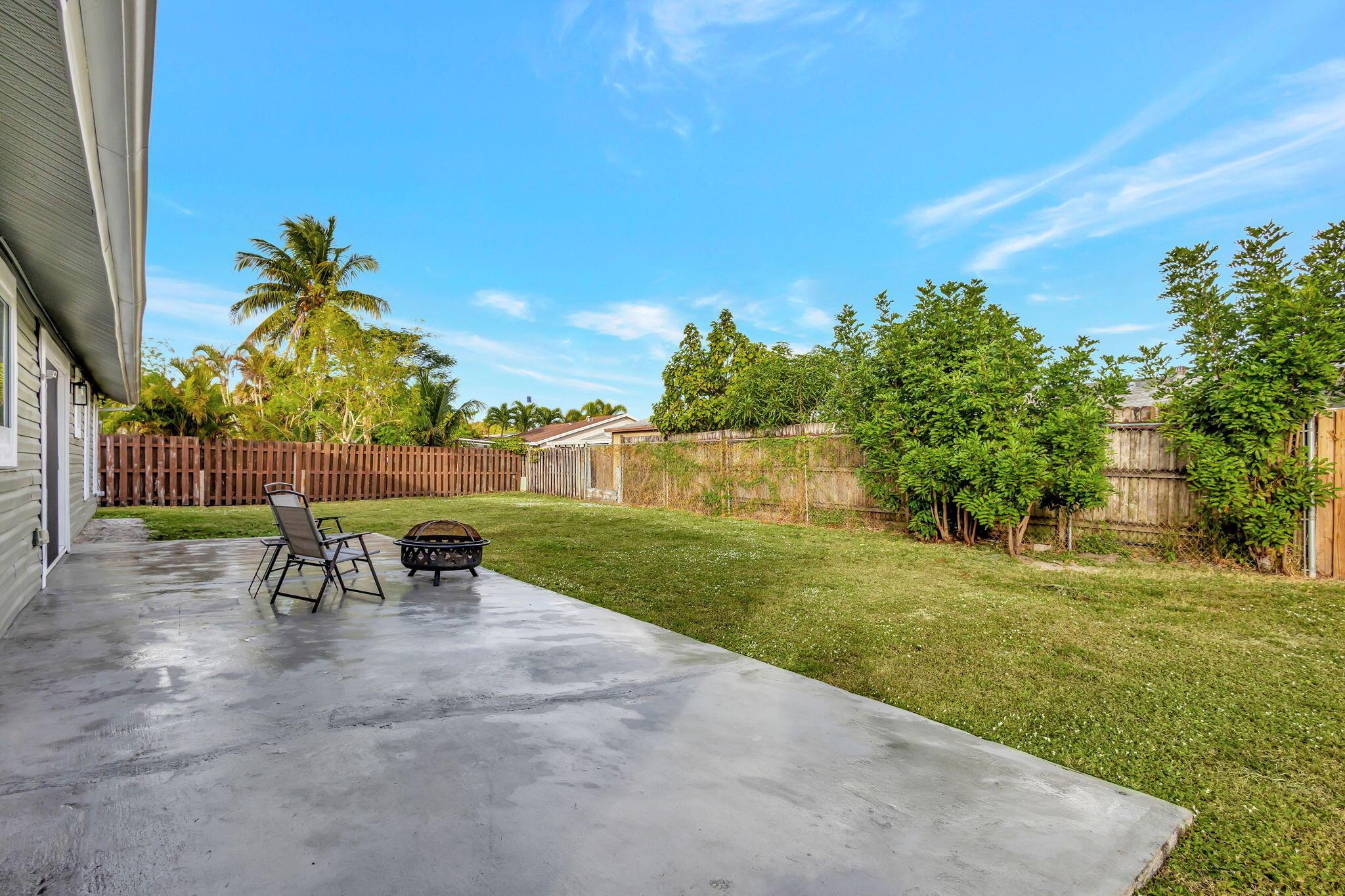 LEES CROSSING 1 - Residential