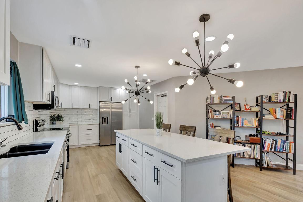 LEES CROSSING 1 - Residential