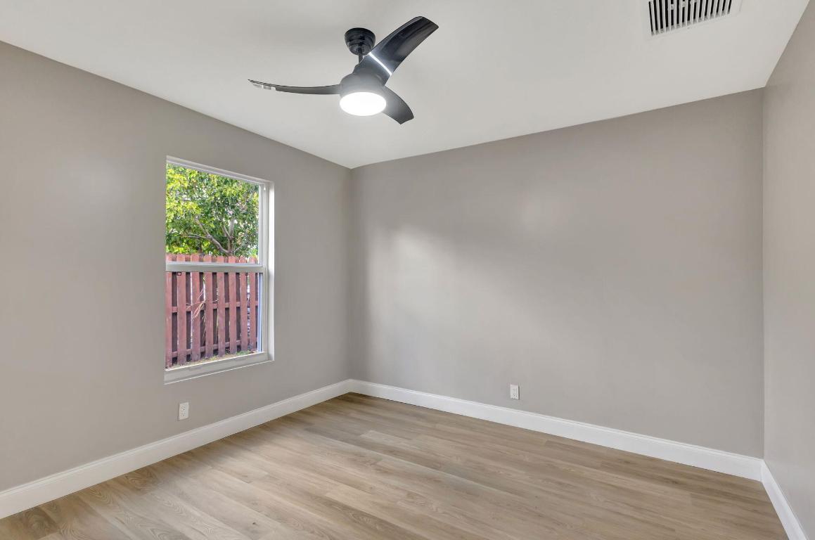 LEES CROSSING 1 - Residential