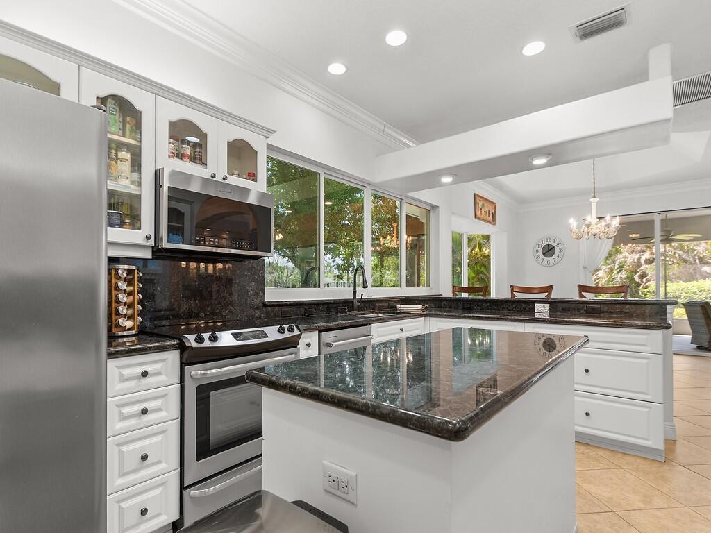 OAK CHASE SUBDIVISION PHASE II - Residential